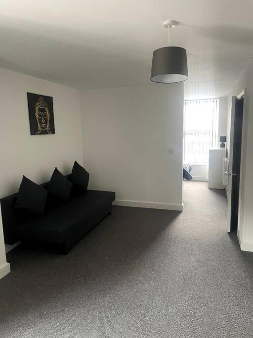 #6Bs 1 Bed Serviced Apartment Ντέρμπι Εξωτερικό φωτογραφία