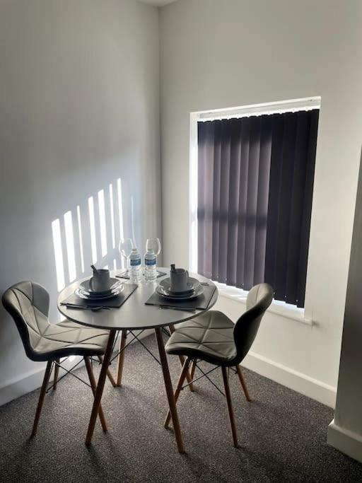 #6Bs 1 Bed Serviced Apartment Ντέρμπι Εξωτερικό φωτογραφία